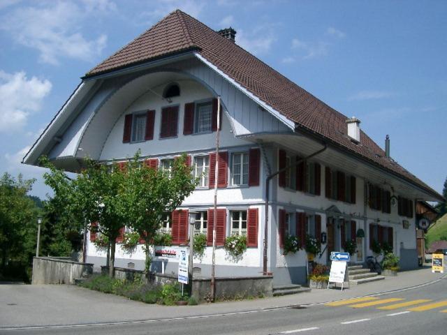 Landgasthof-Hotel Adler Langnau Exteriör bild
